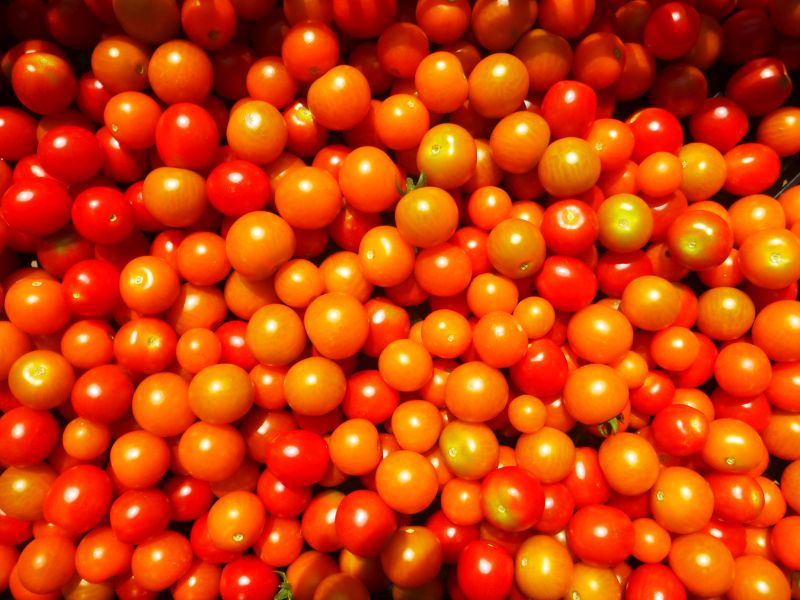 Tomatoes – mixed cherries